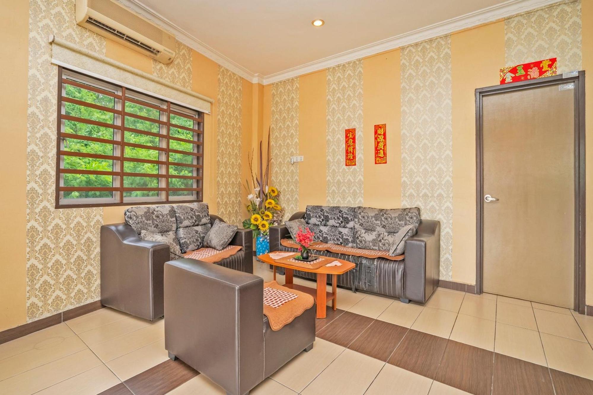 Sz Hotel Lumut Extérieur photo